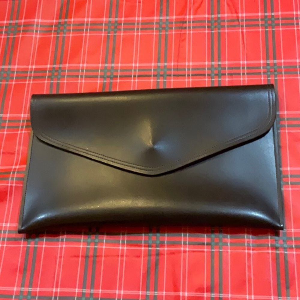 NWOT Michael Carrie Elegant Black Leather Clutch